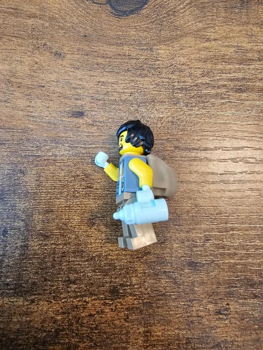 Lego New City Jungle Explorer Sand Blue Jacket Stethoscope Tan Legs Minifigure
